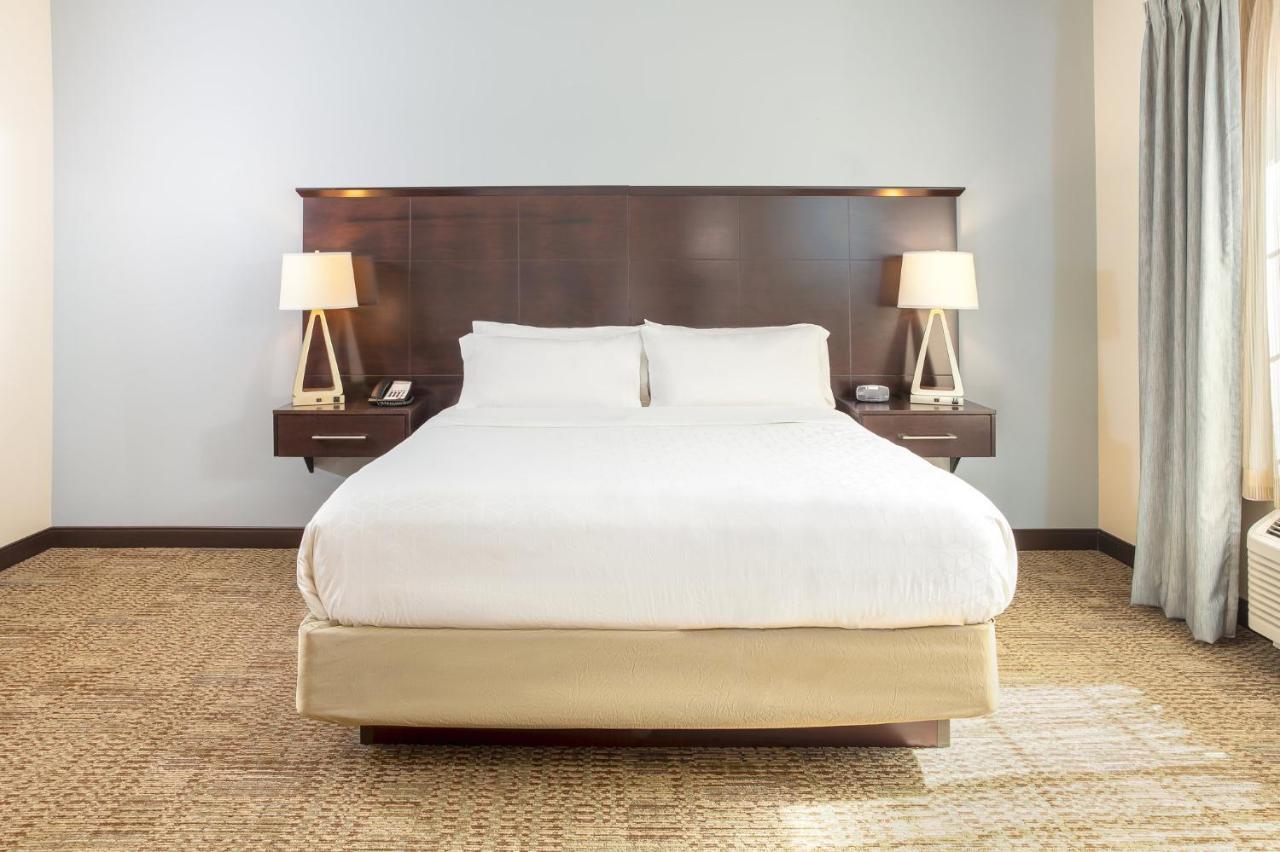 Staybridge Suites Denver - Central Park By Ihg Exterior photo