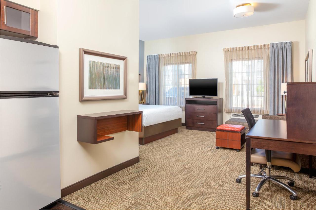 Staybridge Suites Denver - Central Park By Ihg Exterior photo